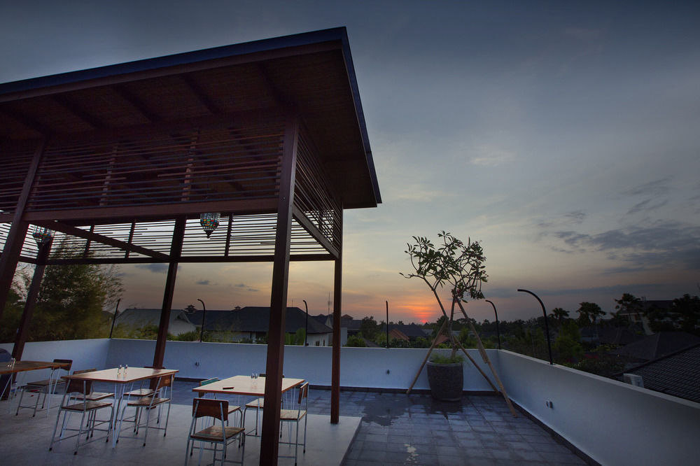 Zen Rooms Seminyak Kayu Jati Εξωτερικό φωτογραφία